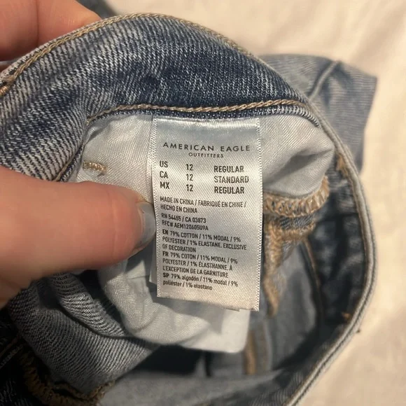 American Eagle Outfitters Light Blue Straight Leg Jeans - Picture 4 of 4